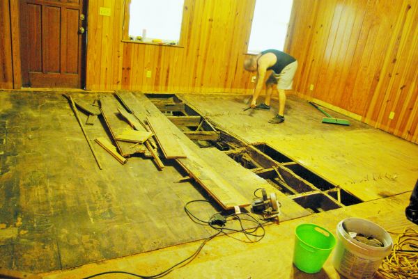 Subfloor Demolition in Waxhaw
